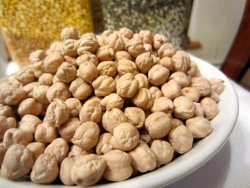 whole chickpeas (kabuli chana) 1kg